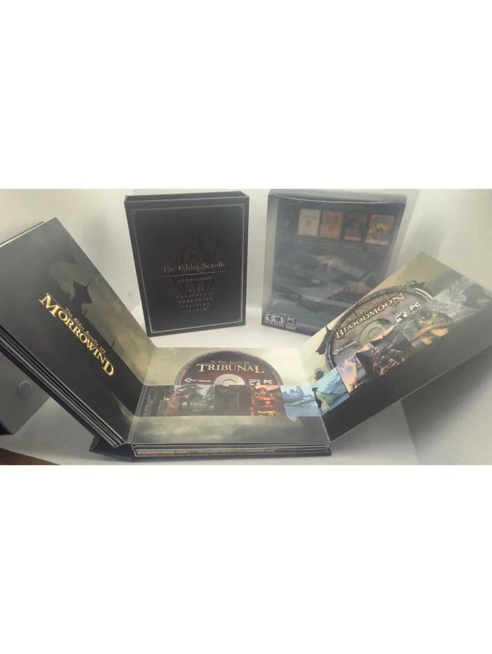 The Elder Scrolls Anthology Collector's 9 Disc Set for PC